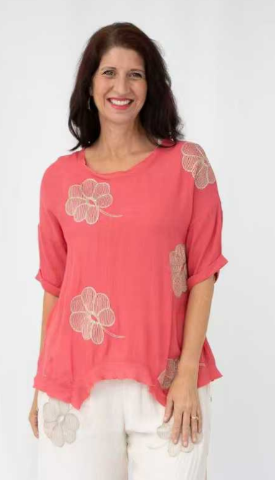 Jolie Saule - EMBOSSED FLOWER 2 LAYER TOP